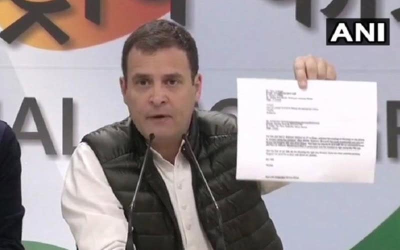 VIDEO: राफेल मुद्दे पर बोले राहुल गांधी, कहा: ‘पीएम मोदी ने अंबानी के बिचौलिए के रूप में काम किया!’