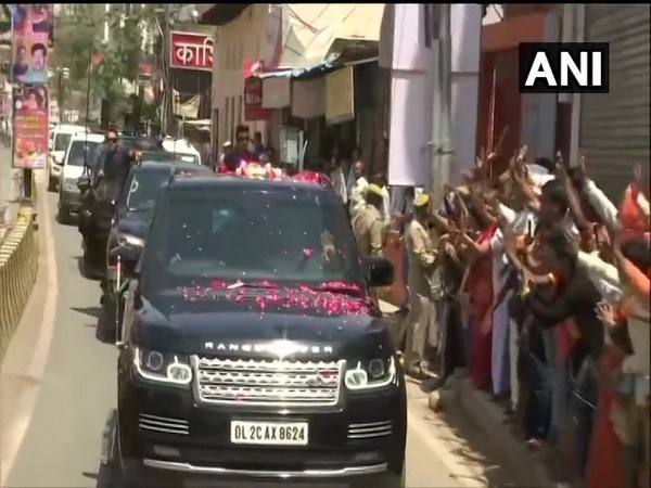 “हर-हर महादेव” मंत्रों के साथ हुआ वाराणसी में पीएम मोदी का स्वागत