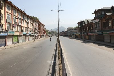 जम्मू-कश्मीर : सुप्रीम कोर्ट ने कहा, भविष्य की ओर देखने का समय, अतीत में जीने का नहीं