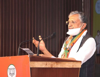 सुशांत आत्महत्या मामले में मुंबई पुलिस सहयोग नहीं कर रही : सुशील मोदी