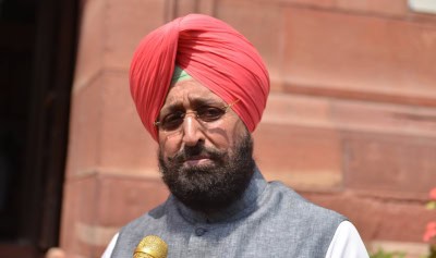 अमरिंदर को हटाएं, पंजाब में कांग्रेस को बचाएं : प्रताप सिह बाजवा (आईएएनएस साक्षात्कार)