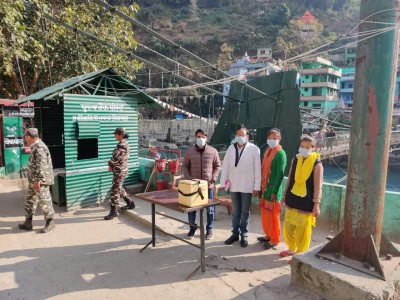 22 हजार नेपाली श्रमिक भारत के लिए रवाना