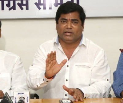 गोवा के उपमुख्यमंत्री ने व्हाट्सएप ग्रुप पर अश्लील क्लिप भेजे जाने की शिकायत की