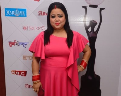 घर पर ड्रग्स मिलने के बाद कॉमेडियन भारती गिरफ्तार, पति से पूछताछ जारी (लीड-2)