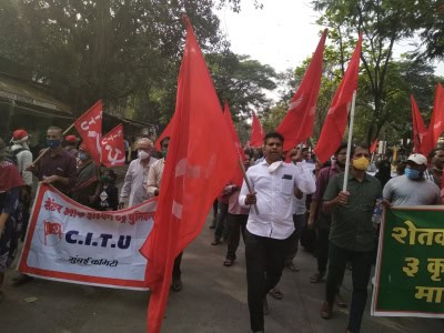 महाराष्ट्र के 3000 किसानों ने दिल्ली की ओर कूच किया