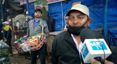 किसानों के भारत बंद के बीच आंशिक रूप से खुली आजादपुर मंडी