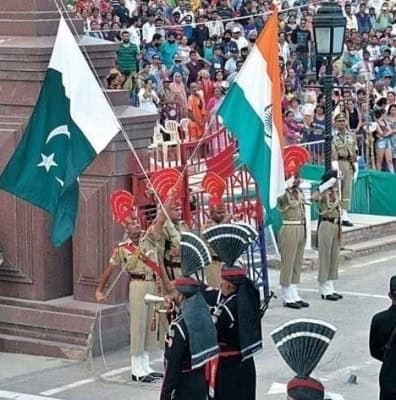 भारत-पाक के बीच संयुक्त परेड लंबे समय से है रुकी, अटारी-वाघा सीमा सूनी