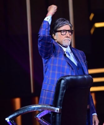 ओटीटी बढ़ने के बावजूद बॉलीवुड का रोमांस टीवी के साथ अब भी कायम