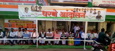 महाराष्ट्र कांग्रेस ने अर्नब गोस्वामी को राजद्रोह के लिए गिरफ्तार करने की मांग की