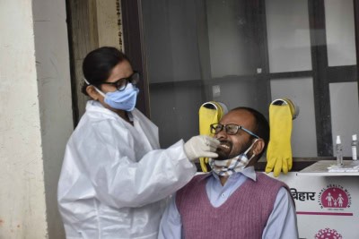 भारत में कोरोना के 18,444 नए मामले