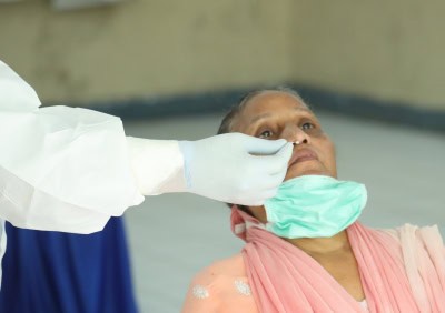 भारत में कोरोना के दैनिक मामले घट कर 16,504 हुए