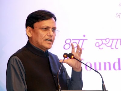 भारत में लगभग 1 लाख श्रीलंकाई शरणार्थी : सरकार