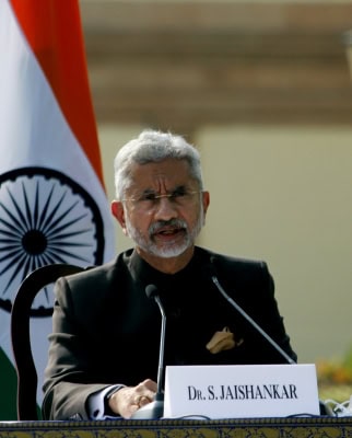 लद्दाख को लेकर चीन के साथ बातचीत जारी रहेगी : जयशंकर