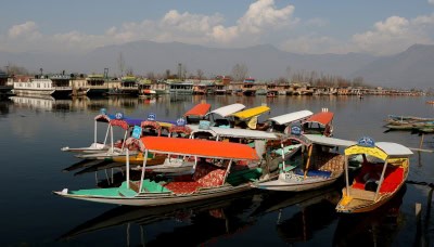 कश्मीर-लद्दाख में खिली धूप, लेकिन जम्मू में कोहरा