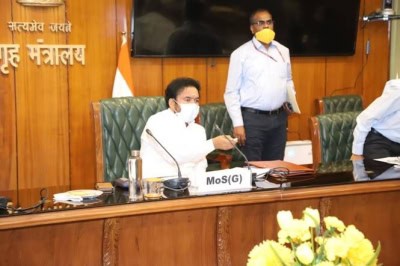 जम्मू-कश्मीर में 2020 तक जारी किए गए 32 लाख निवासी प्रमाण पत्र : गृह मंत्रालय