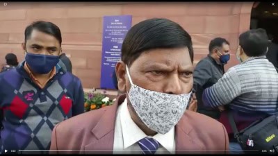 महाराष्ट्र में लागू हो राष्ट्रपति शासन, आठवले ने गृहमंत्री अमित शाह को लिखा पत्र