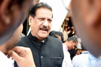 कांग्रेस ने कोविड वैक्सीन बेचने के केंद्र के कदम की आलोचना की