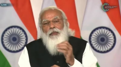 पीएम मोदी ने शीशगंज साहिब गुरुद्वारा में नवाया सिर