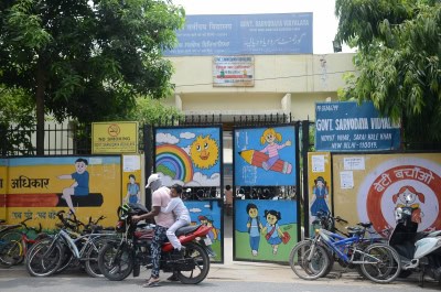 दिल्ली: 9वीं और 11वीं का रिजल्ट जारी, 9वीं में 80, 11वीं में 96 फीसदी छात्र पास