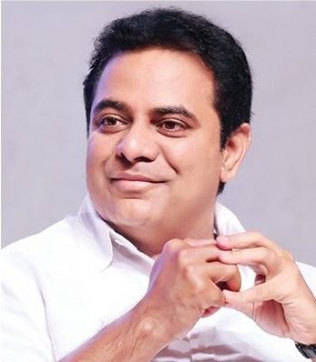 केटीआर की नजर में सोनू सूद हैं सुपरहीरो