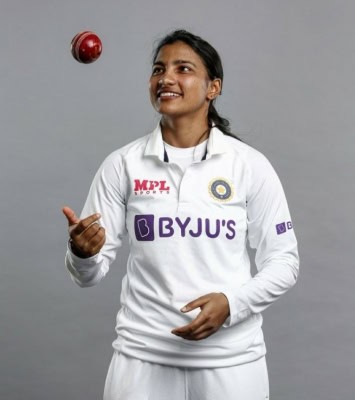 स्नेह ने अपने डेब्यू टेस्ट में किया शानदार प्रदर्शन, पूरा किया पिता का सपना