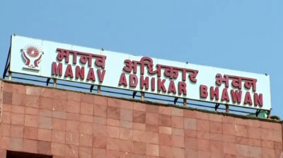 जंजीर में जकड़े कैदी पर उत्तर प्रदेश सरकार को एनएचआरसी का नोटिस
