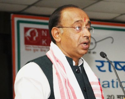 केजरीवाल सरकार ने 1 हजार बसों की खरीद में किया घोटाला : विजय गोयल